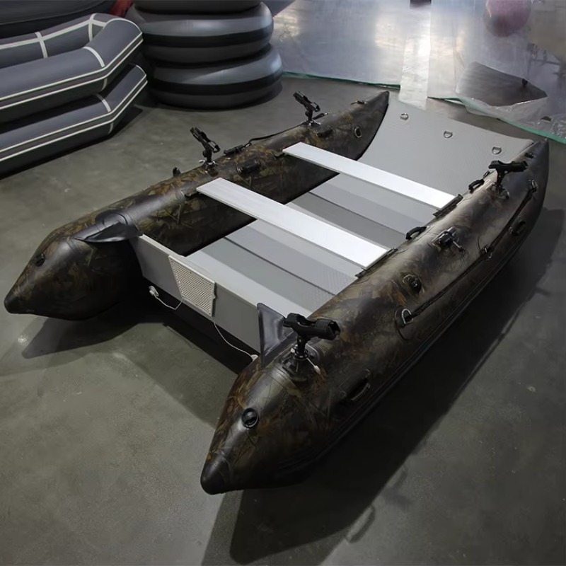 High-Speed Catamaran Inflatabl - Fishing Lure 评论和价格